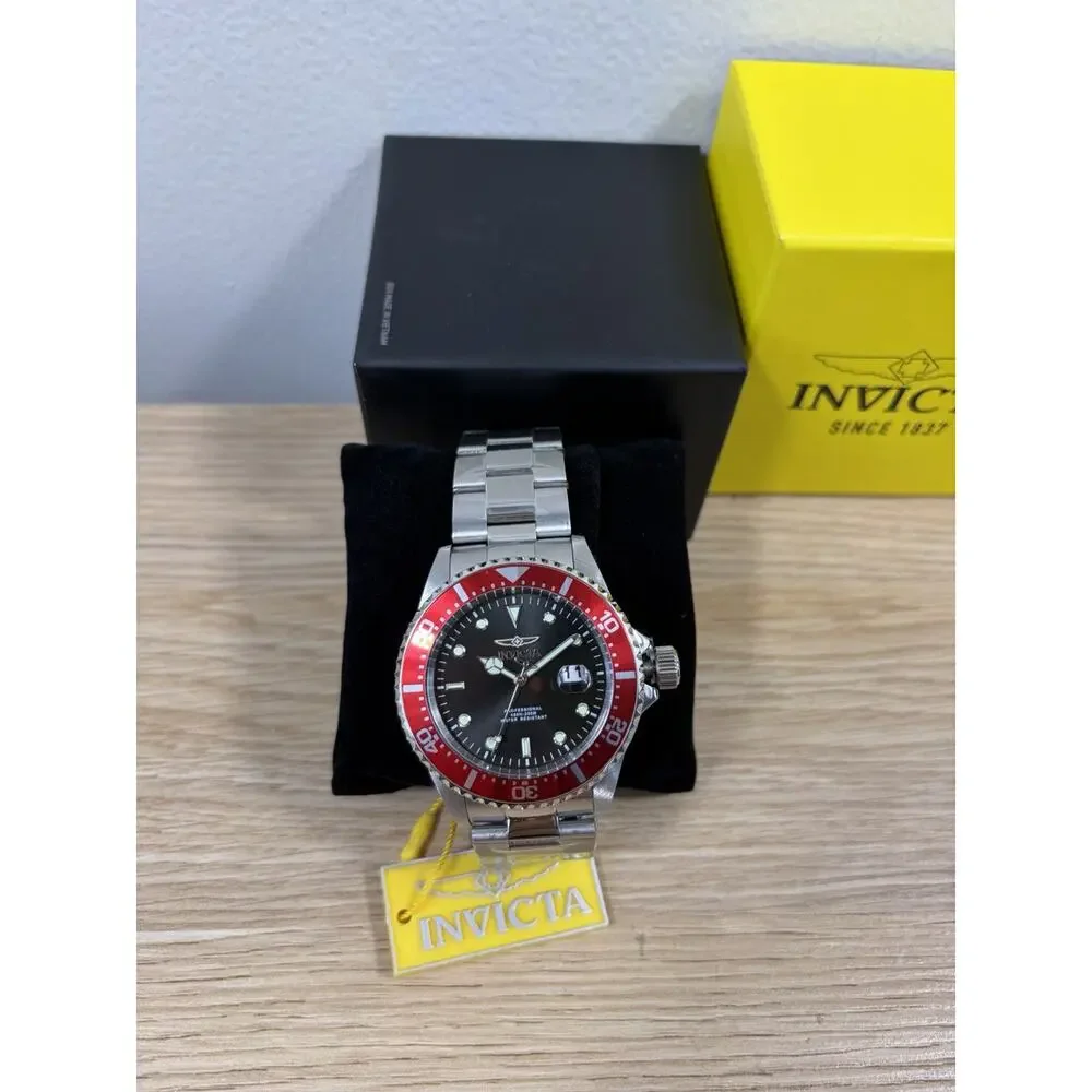 Invicta Men's Pro Diver 43mm SS Quartz Watch, Red Bezel Black Dial 22020